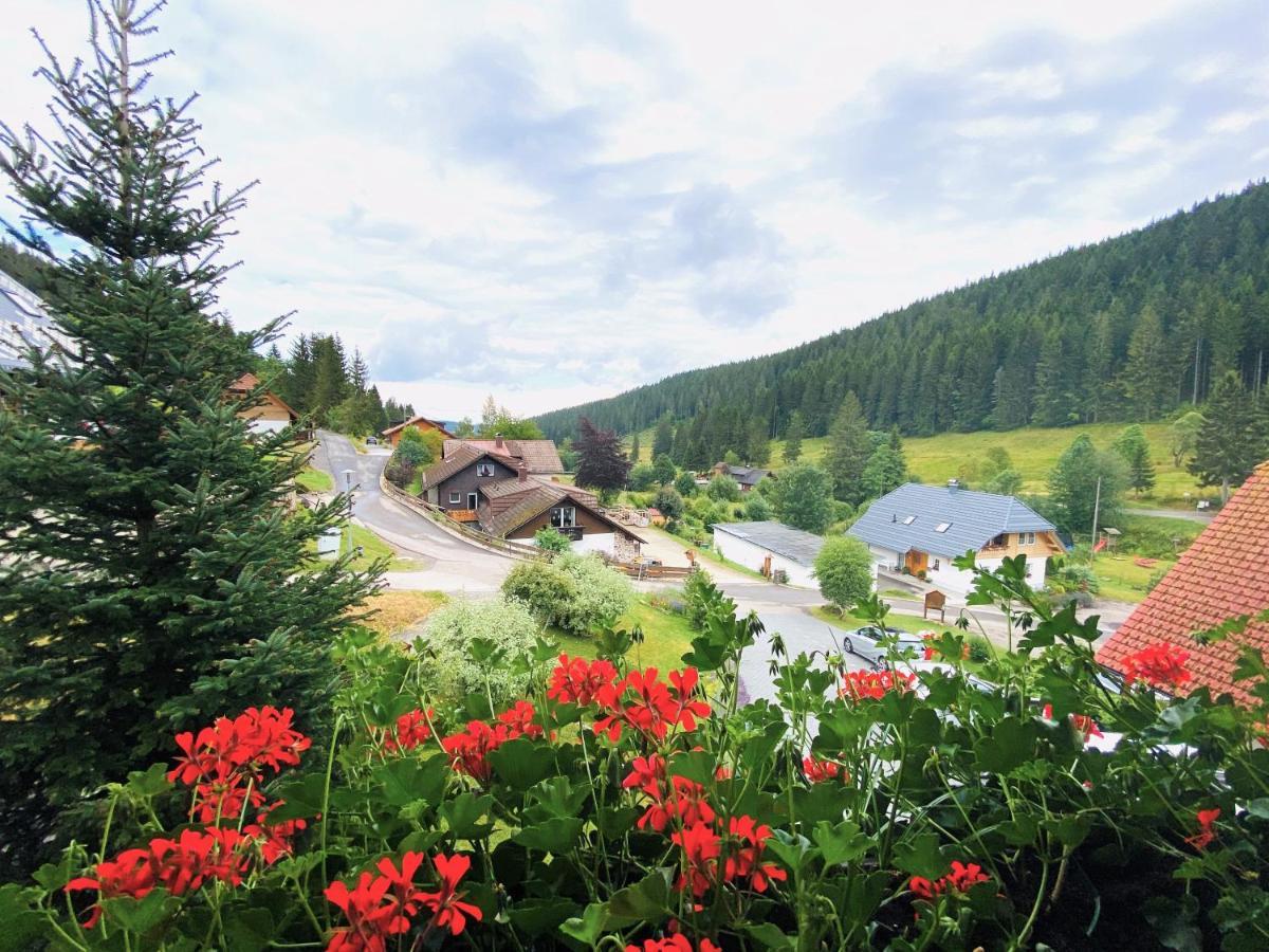 Schwarzwald-Hotel Kraeutle Фельдберг Екстер'єр фото