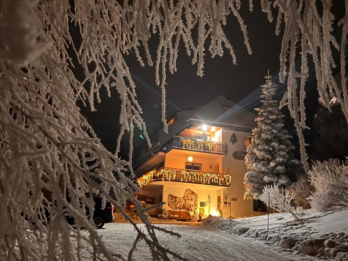 Schwarzwald-Hotel Kraeutle Фельдберг Екстер'єр фото