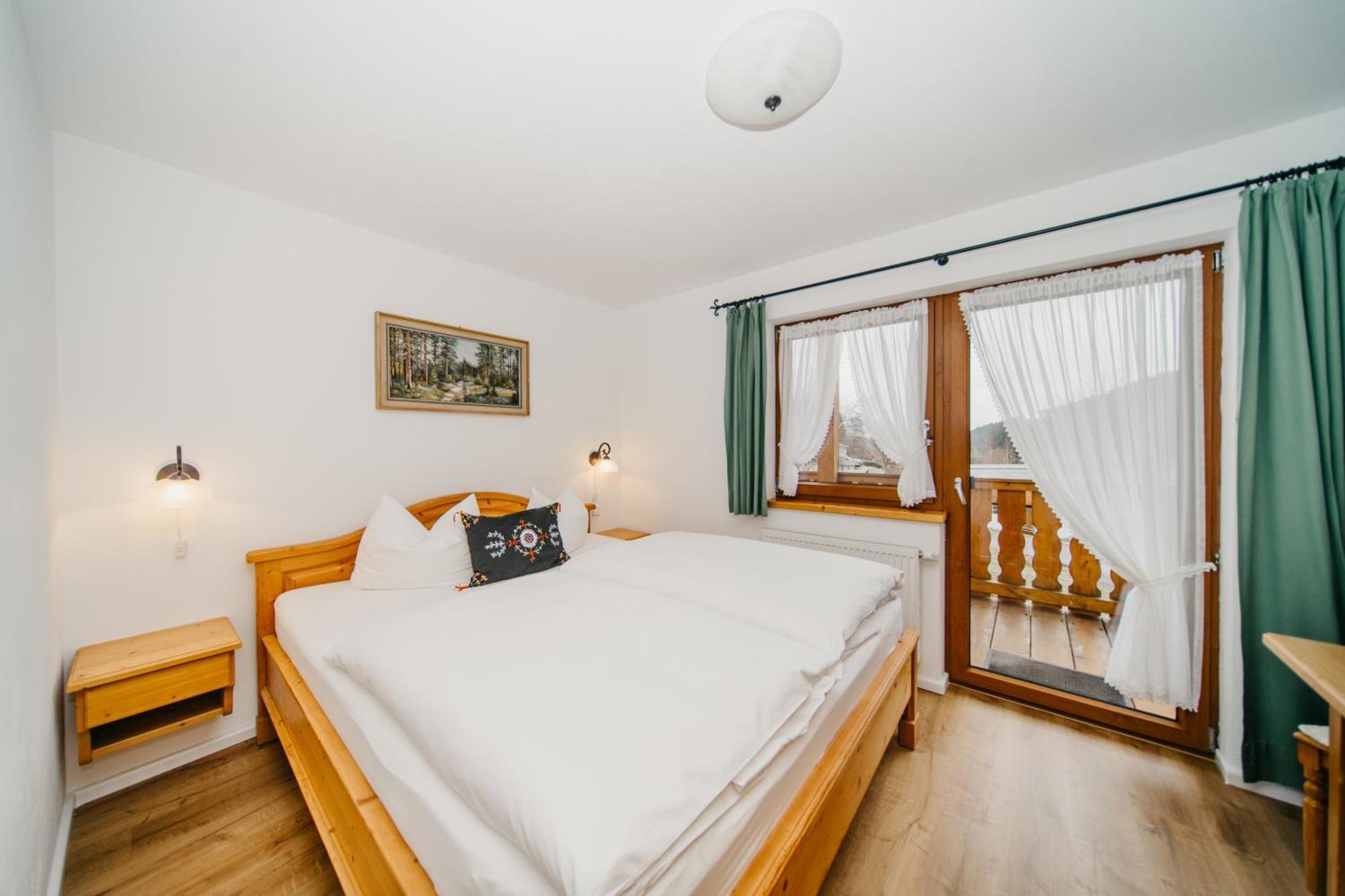 Schwarzwald-Hotel Kraeutle Фельдберг Екстер'єр фото