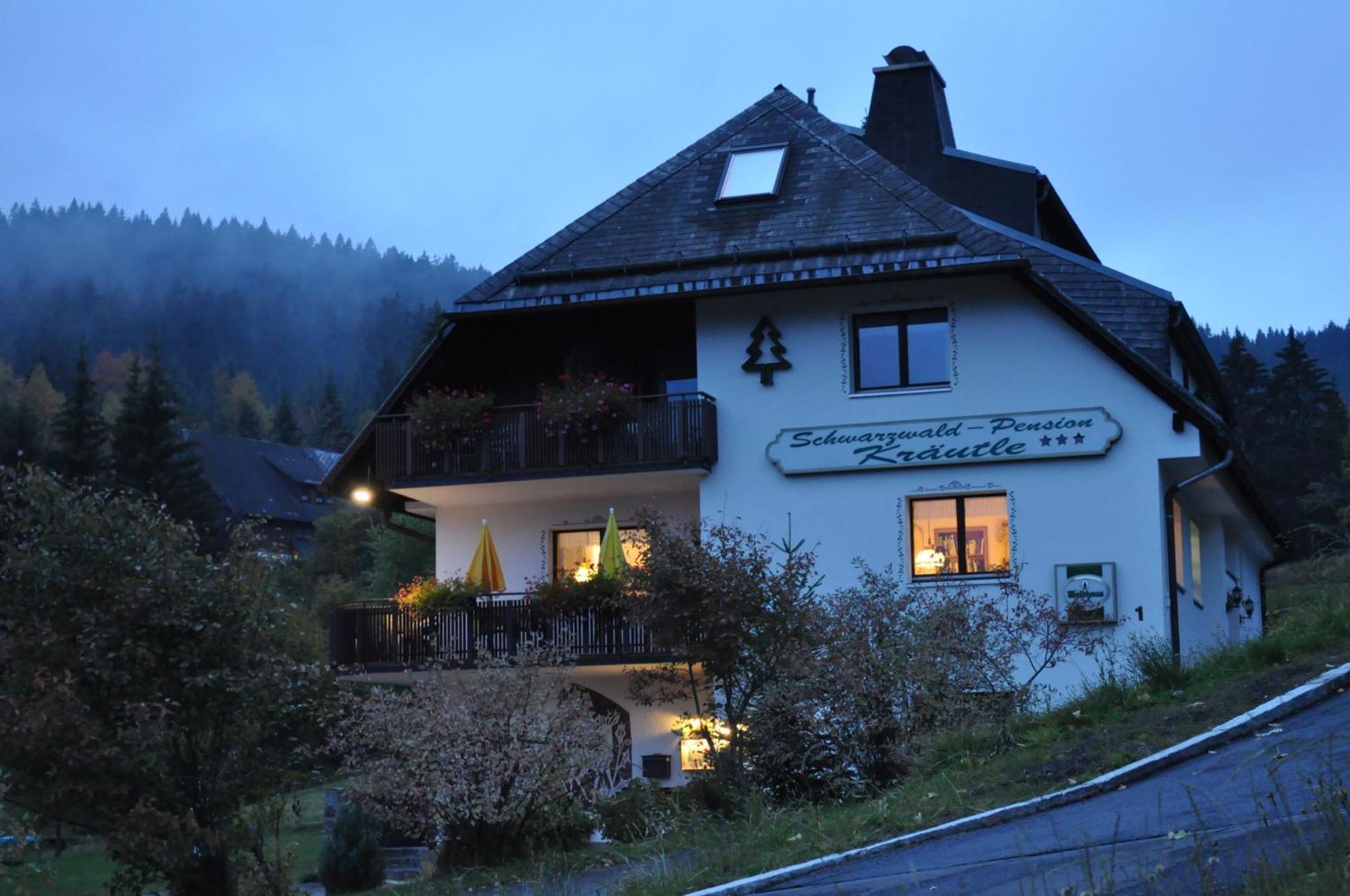 Schwarzwald-Hotel Kraeutle Фельдберг Екстер'єр фото